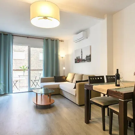 Lovely, New, Bright 3 Mins To 105 Sq Meters * Alicante
